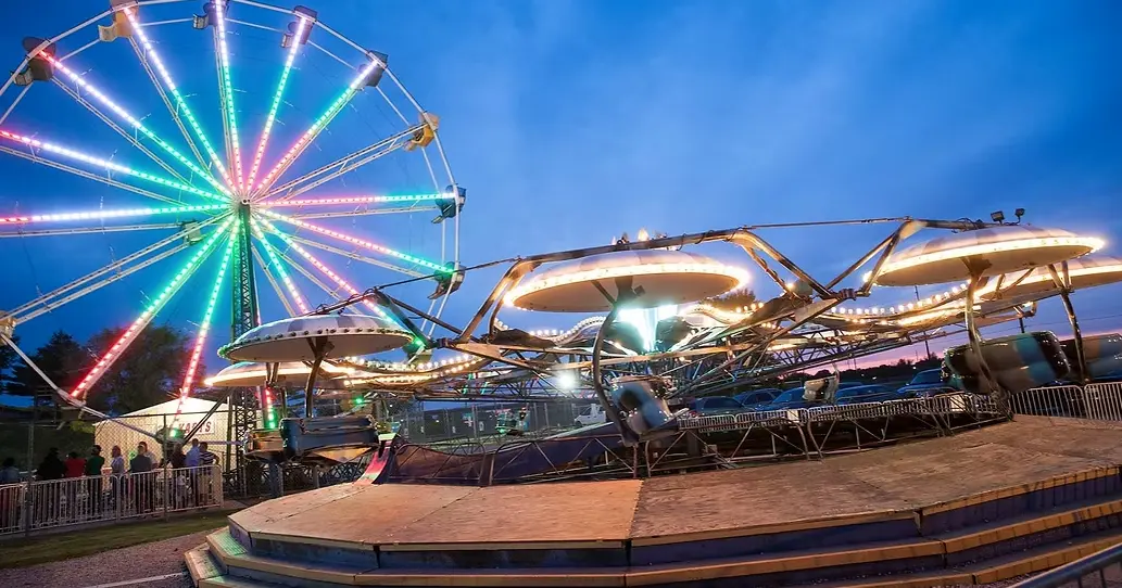 amusement park image